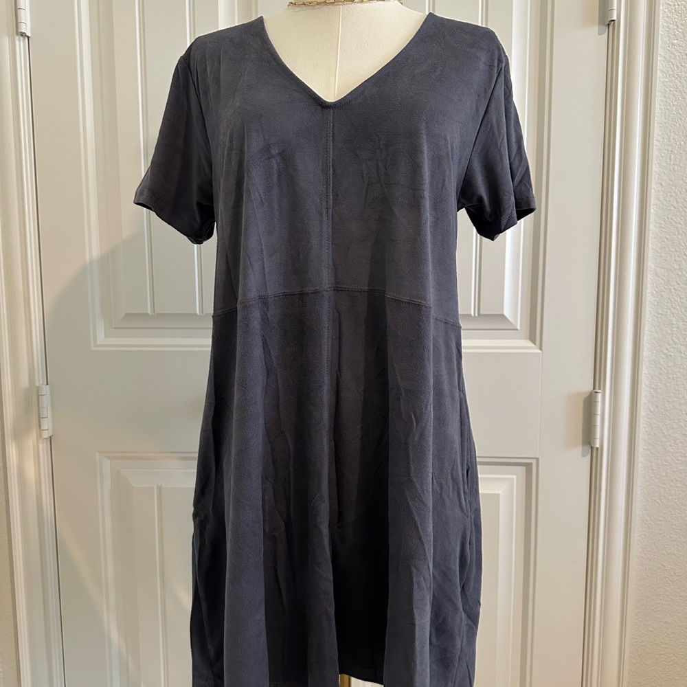 Dark Gray V-Neck Short Sleeve Dress